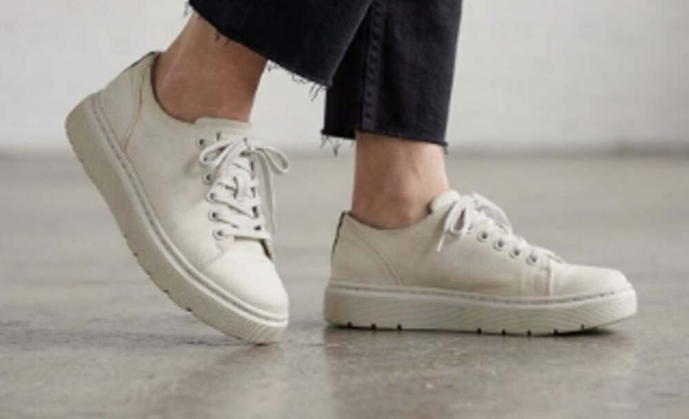 Dr. Martens 'Dante' Ivory Canvas Sneakers sz 8 US Men/ 9 US Wmn